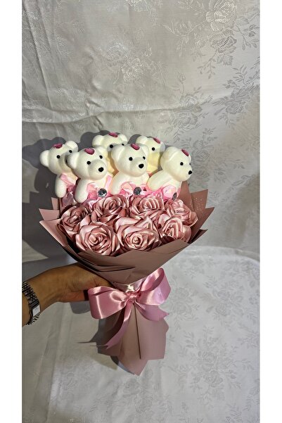 Çiçek Atölyesi 14 Şubat Sevgililer Günü 7’li Pembe Solmayan Gül & 6 Ayıcıklı ...