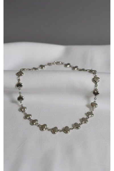 KANERUZ Silver Color Row of Hearts Steel Necklace (44 cm)