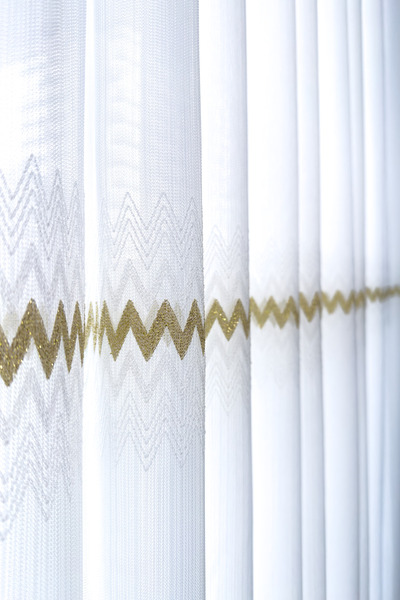 Brillant Dantel Tül Perde Parlak Gold İşlemeli Zemin Seyrek Pileli Yeni Sezon