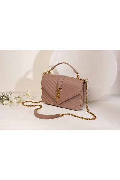 GGG Elegant and stylish women's shoulder bag with all its accessories