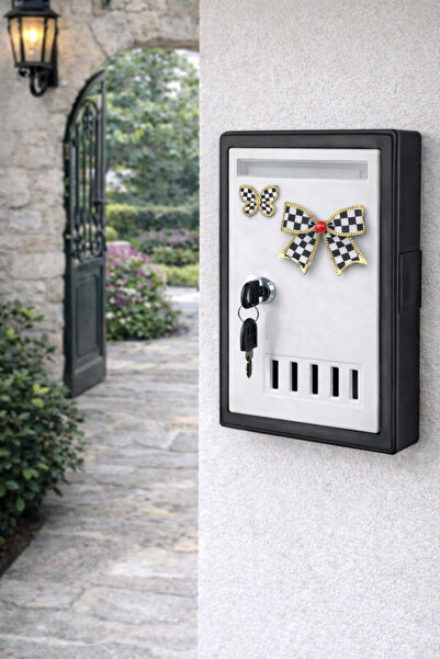 Marrone Kilitli Posta Kutusu Kurdele Kelebekli Modern Tasarım