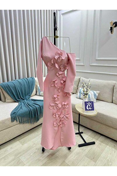 QOEENKSA Nihal's dress