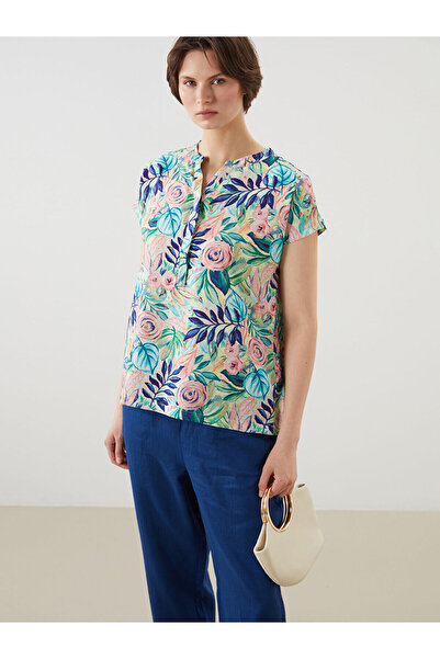 LC Waikiki بلوزة LCWAIKIKI كلاسيكية ذات ياقة متدلية وزهور (S5)