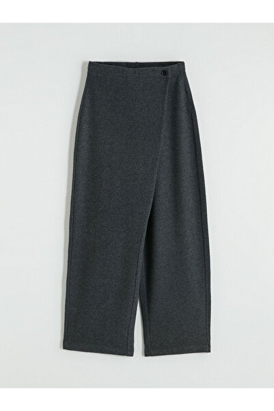 LC Waikiki ESVAB • Modern & Seçkin Kruvaze Dikim Kadın Pantolon