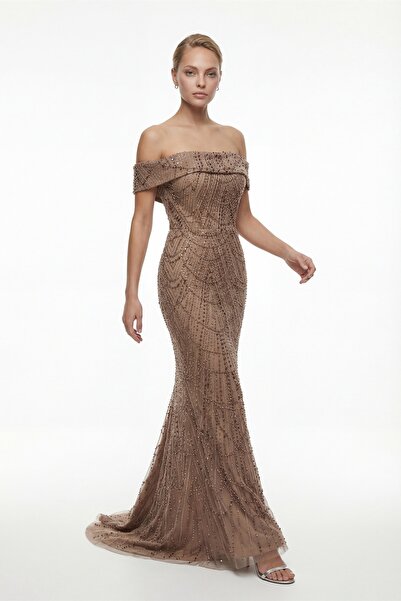 Lafaba Kadın Vizon Kayık Yaka Boncuklu Uzun Abiye Elbise