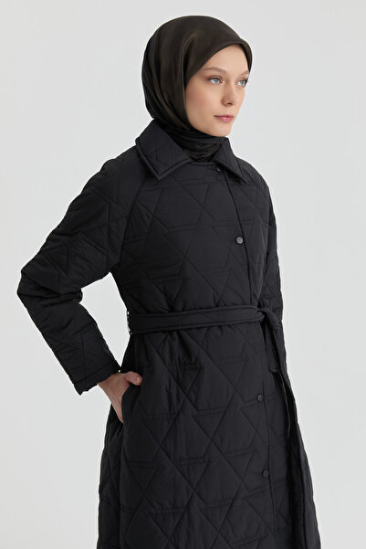 Tuğba Şömizye Yakalı Manto - Siyah