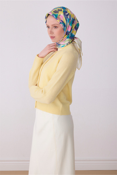 Belli Eșarfă din mătase twill 100% cu model floral galben 4312-81