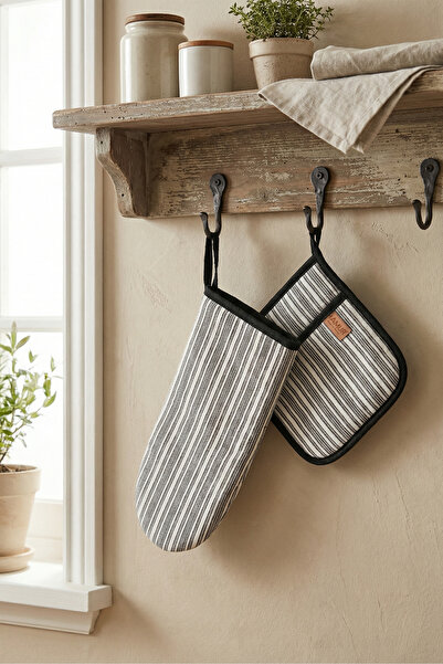 HAMUR Heat Resistant 2-Piece Kitchen Oven Gloves Square Pot and Pan Holder Se...