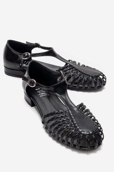 LuviShoes ONOS Siyah Örgü Detaylı Kadın Sandalet