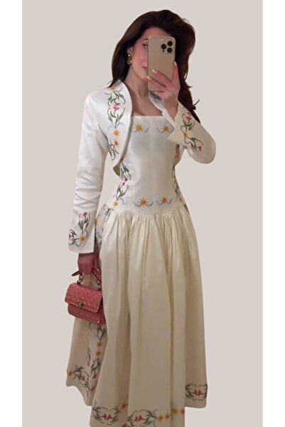 BATRINA STYLE فستان ناعم افوايت شانطون