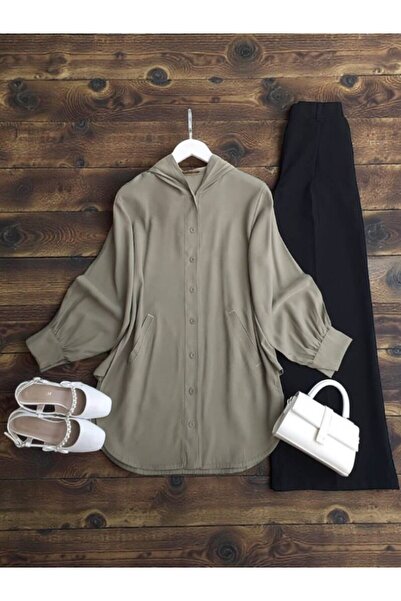 ŞAHİN TESETTÜR GİYİM ÖNÜ DÜĞMELİ KAPÜŞONLU SALAŞ TUNİK KAP 5671