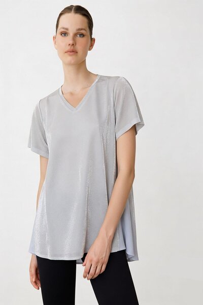 Desen Triko Γυναικείο τουνίκ από γυαλιστερό ύφασμα σιφόν με λαιμόκοψη V και κ...