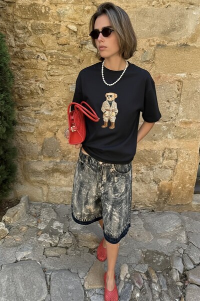 The Champ Clothing Γυναικείο μπλουζάκι Oversize Trench Bear με στάμπα σε μαύρ...