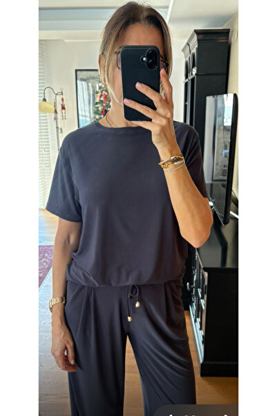 BASE Tekstil طاقم الرقبة بلوزة قصيرة الأكمام