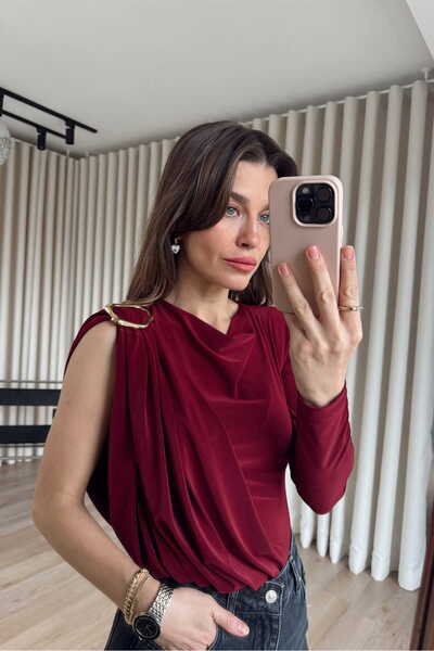 Sue Store Burgundy One-Shoulder Blouse with Gold Buckle Detail