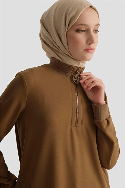Armine Fermuar Detaylı Basic Tunik TARÇIN