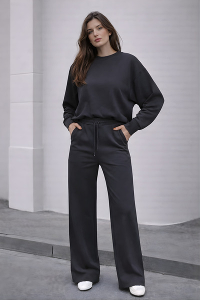 BayBayan طقم رياضي نسائي من مودال بريميوم بأكمام طويلة وياقة دائرية وخصر مرتف...