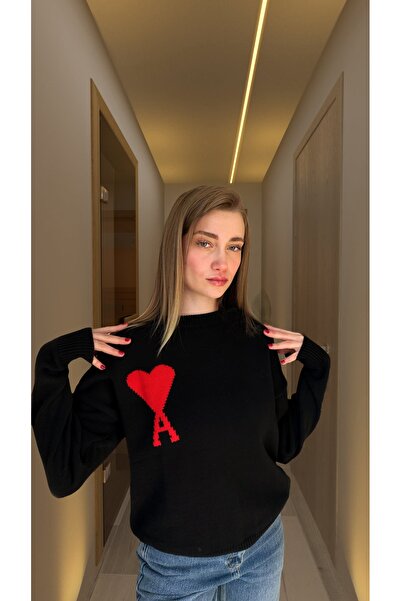 Elifyasars 🖤 Siyah kalp detaylı oversize triko