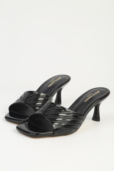 Pierre Cardin Women's Black Patent Leather Women's Heeled Slippers Pc-55762