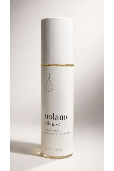 Nolana أويلموس