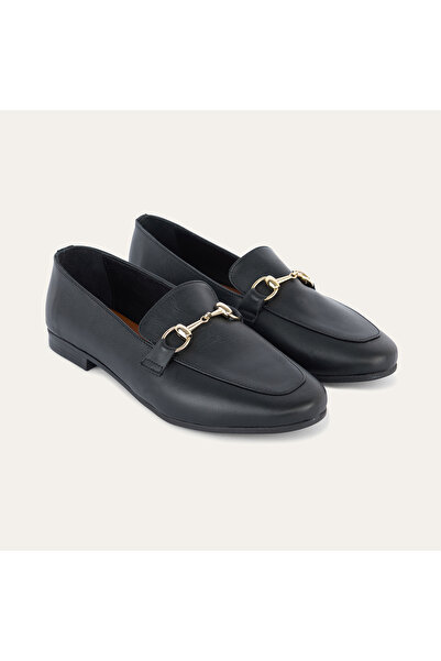 Mudo Genuine Leather Buckle Loafer