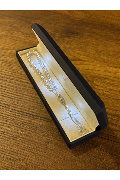 ADA LİFE GÜMÜŞ (PREMİUM IŞIKLI KUTULU)1000 Ayar Gümüş Yuvarlak Kesim Oyma Mod...