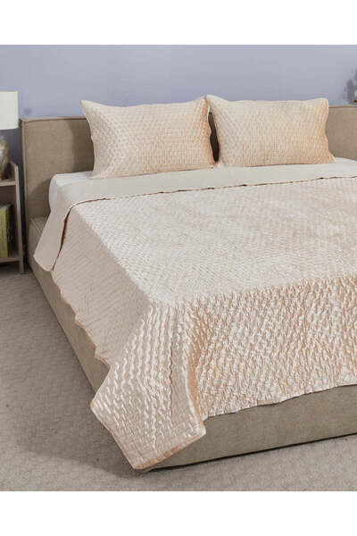 REDTAG Beige 3 Piece Velvet Quilt (King Size)