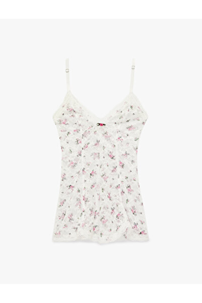 Koton Yarı Transparan V Yaka Askılı Çiçekli Dantel Gecelik