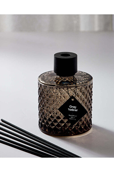 REDTAG موزع روائح عشب الفيتيفر الرمادي الماسي (500 مل)