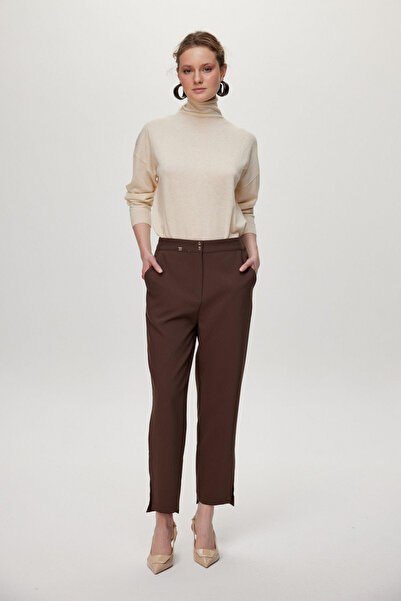 Zühre بنطلون بني بتفاصيل شقوق 0240