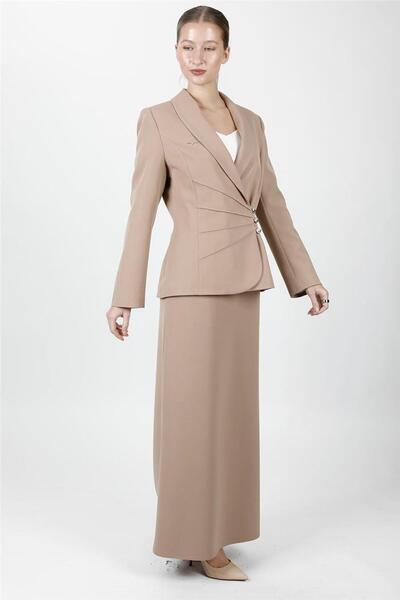 ÖNDER ÖZSOY Shawl Collar Double-Breasted Jacket & Long Bell Skirt with Square...