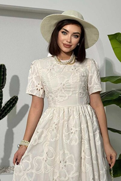 ZISHAN Floral Scallop Embroidered Flared Midi Evening Dress - Promise & Gradu...