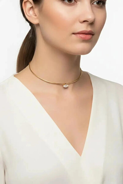 Dorvina قلادة نسائية من النحاس ذهبية اللون موديل تشوكر مرصعة بحجر الزركون لا ...