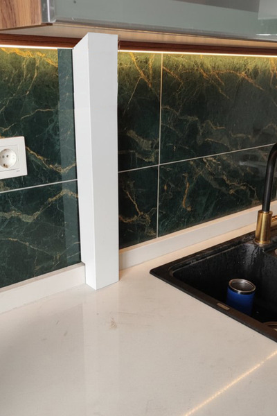 Raffa Metal Doğalgaz Borusu Gizleme Paneli 8x8 Cm