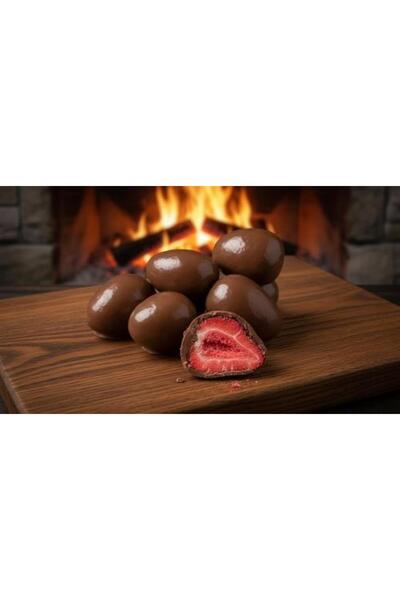 MeeM Strawberry and Belgian Chocolate Dragee 200g