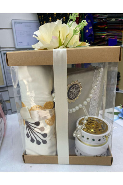 Gerenic An Islamic gift set packaged in a transparent box, including the foll...