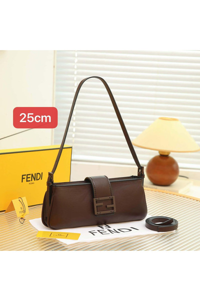 CTE Elegant and luxurious mini women's shoulder bag with accessories