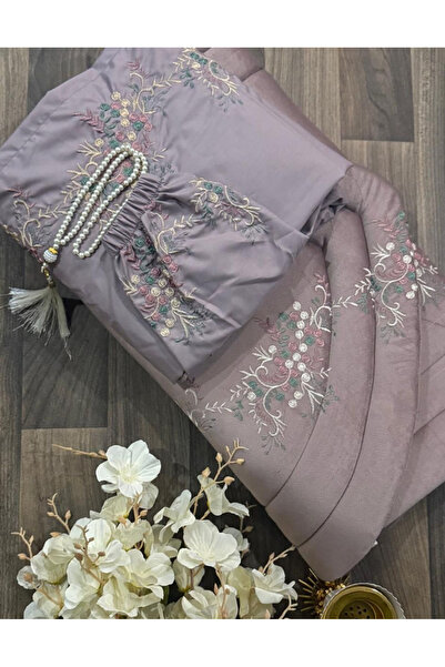 Gerenic A prayer shawl embroidered from cool and comfortable cotton, designed...