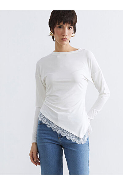 LC Waikiki Rmz Gi̇yi̇m Farkiyla Zero Roba Collar Lace Detailed Gathered Blouse