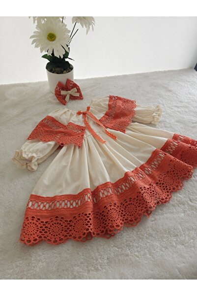 Elwirababyboutiqe Φόρεμα μανδύας με λεπτομέρειες από φιόγκο