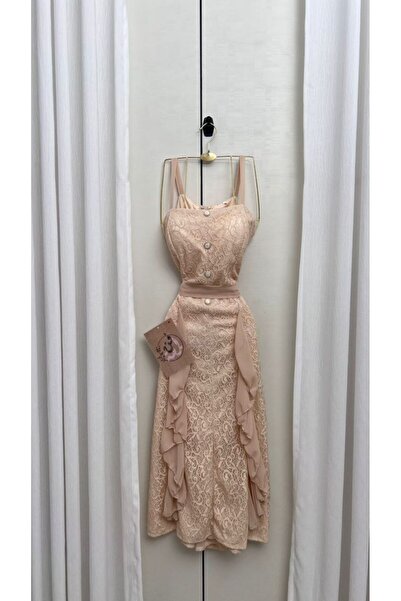 ainaqat aljawhara evening dress