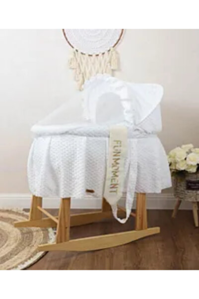 Fun Moment Moses Basket with Rocking Stand - White