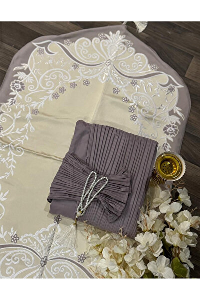 Gerenic Pellissed prayer set