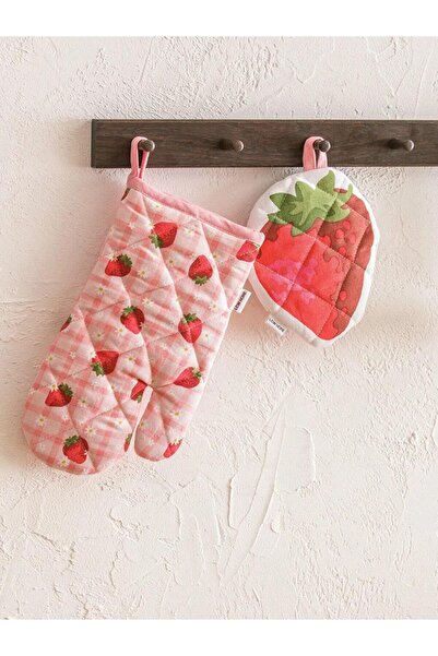 LC Waikiki Pink Strawberry Printed Oven Mitts and Potholders (S6)