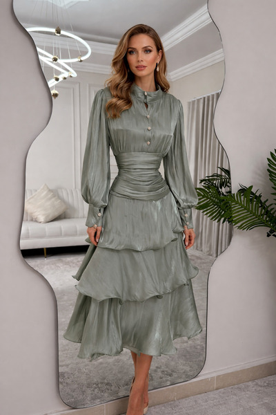 qmhafrst Crinkle layered dress with buttons, the season's must-have