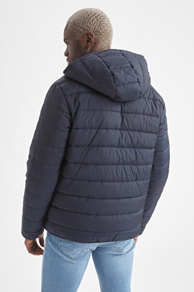 DeFacto Надувне пальто з капюшоном та м'якою внутрішньою частиною, що облягає фігуру