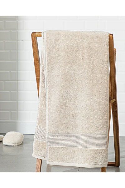 English Home Beige Colored Deluxe Cotton Bath Towel - Low Twist