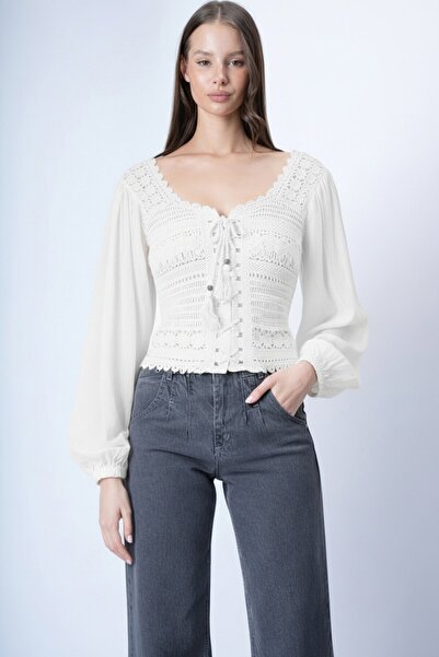 VAGGON Ecru Square Collar Crochet Woven Crop Blouse with Tie Front