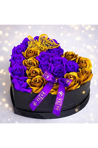 velve Aranjament Brilliant Heart,23 trandafiri sapun si accesorii perlate, cu...