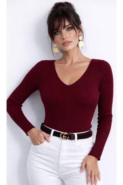 Be Best بلوزة تريكو نسائية بياقة على شكل حرف V باللون العنابي BE339